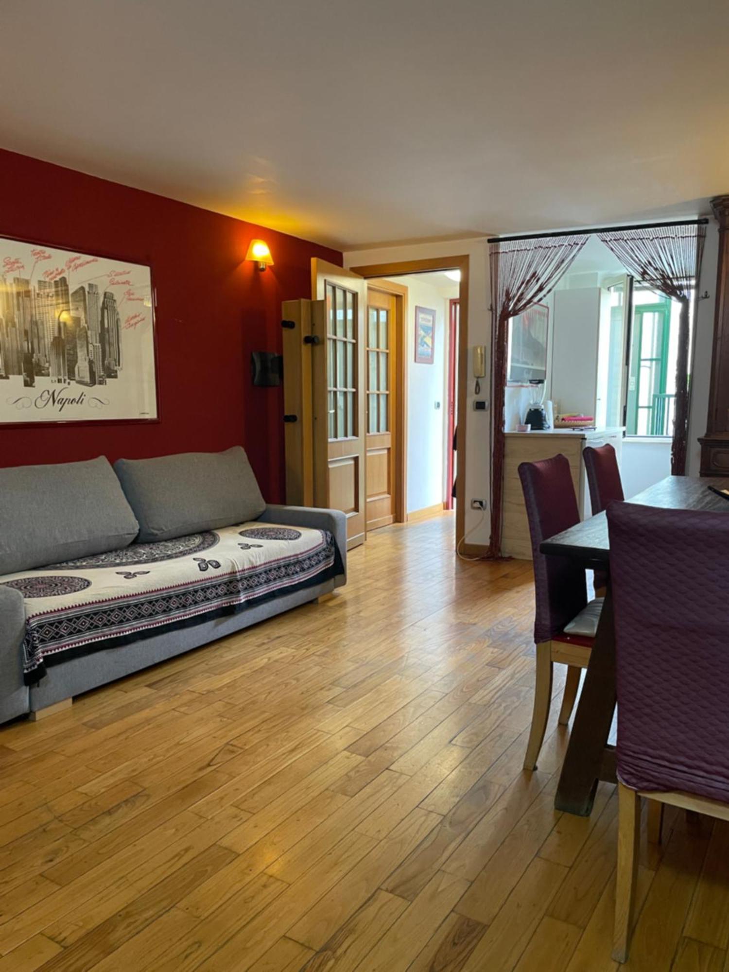 B&B Trieste&Trento Νάπολη Εξωτερικό φωτογραφία